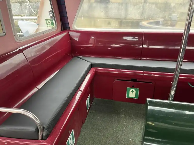Statek wycieczkowy na sprzedaż