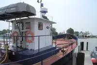 Tankowiec do przewozu ropy/chemikaliów na sprzedaż