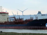 Tankowiec do przewozu ropy/chemikaliów na sprzedaż