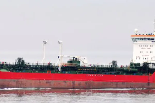 Oil/Chemical tanker for sale