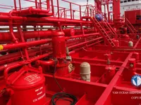 Tankowiec do przewozu ropy/chemikaliów na sprzedaż