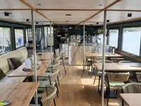 Statek-restauracja na sprzedaż