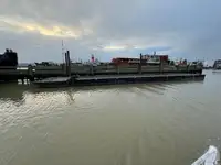 Ponton na sprzedaż