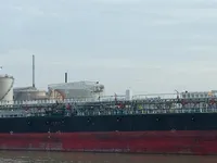 Tankowiec do przewozu ropy/chemikaliów na sprzedaż