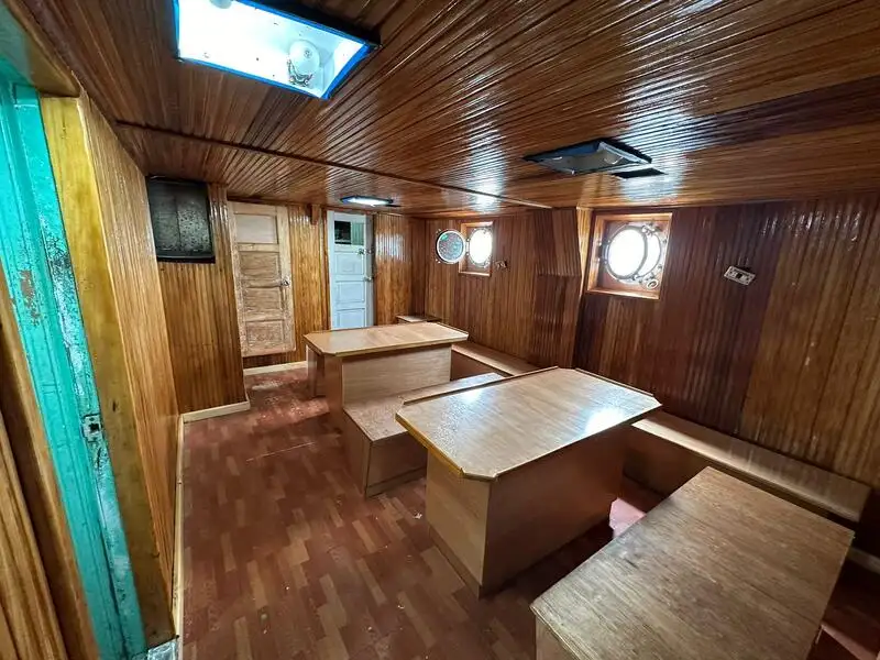 Trawler na sprzedaż
