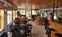 Pływający hotel na sprzedaż