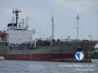 Tankowiec do przewozu ropy/chemikaliów na sprzedaż