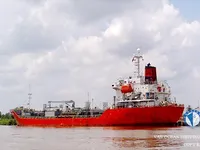 Tankowiec do przewozu ropy/chemikaliów na sprzedaż