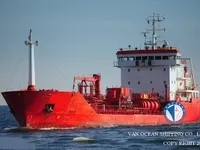 Tankowiec do przewozu ropy/chemikaliów na sprzedaż