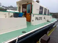 Łódź pilotująca na sprzedaż