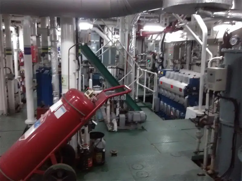 Tankowiec do przewozu ropy/chemikaliów na sprzedaż
