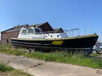 Statek pilotowy na sprzedaż