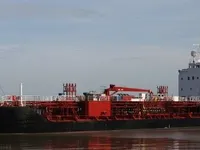Tankowiec do przewozu ropy/chemikaliów na sprzedaż