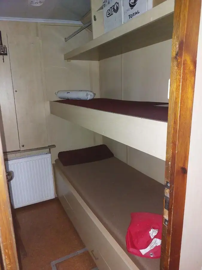 Statek badawczy na sprzedaż