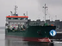 Tankowiec do przewozu ropy/chemikaliów na sprzedaż
