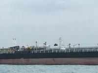 Tankowiec do przewozu ropy/chemikaliów na sprzedaż