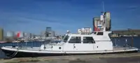 Łódź pilotująca na sprzedaż