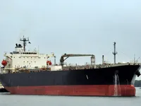 Tankowiec do przewozu ropy/chemikaliów na sprzedaż