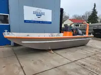 Statki robocze na sprzedaż