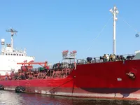Tankowiec do przewozu ropy/chemikaliów na sprzedaż