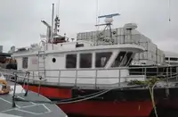 Łódź pilotująca na sprzedaż