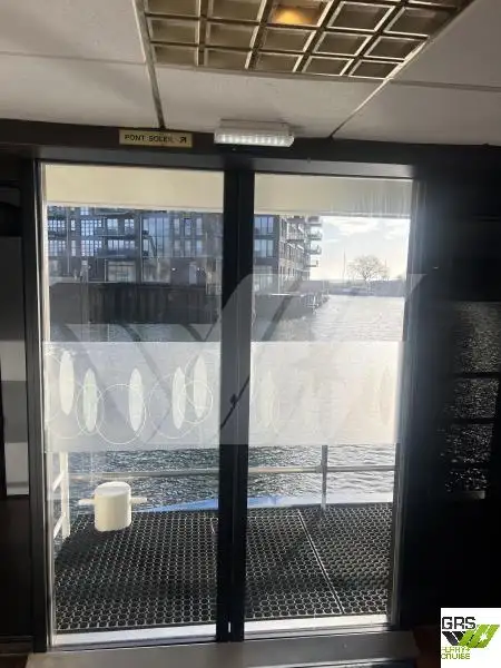 Statek wycieczkowy na sprzedaż