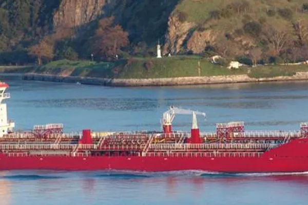 Oil/Chemical tanker for sale