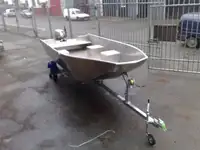 Statki robocze na sprzedaż