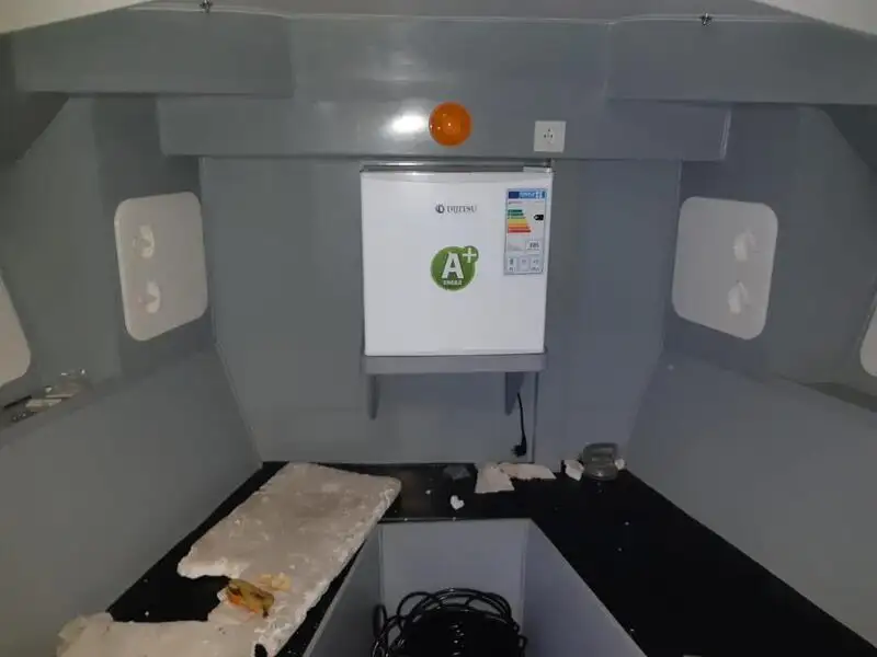 Statki robocze na sprzedaż