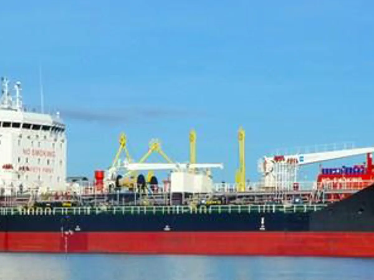 Tankowiec do przewozu ropy/chemikaliów na sprzedaż