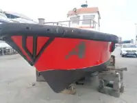 Statki robocze na sprzedaż