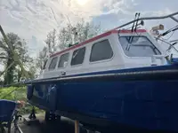 Łódź patrolowa na sprzedaż