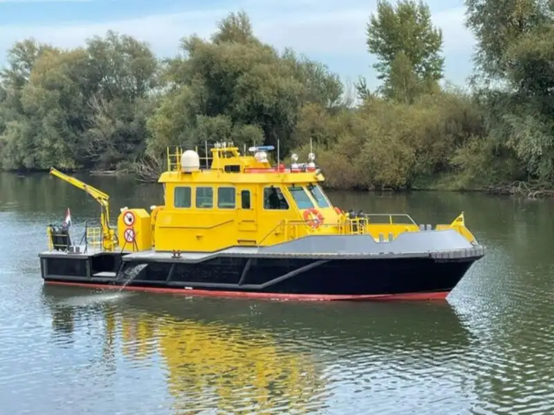 Łódź patrolowa na sprzedaż