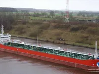 Tankowiec do przewozu ropy/chemikaliów na sprzedaż