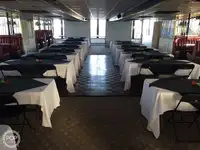 Statek wycieczkowy na sprzedaż
