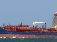 Tankowiec do przewozu ropy/chemikaliów na sprzedaż