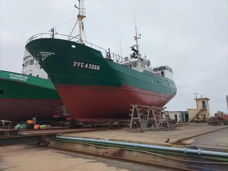 Trawler na sprzedaż