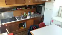 Statek załogowy na sprzedaż