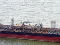 Tankowiec do przewozu ropy/chemikaliów na sprzedaż