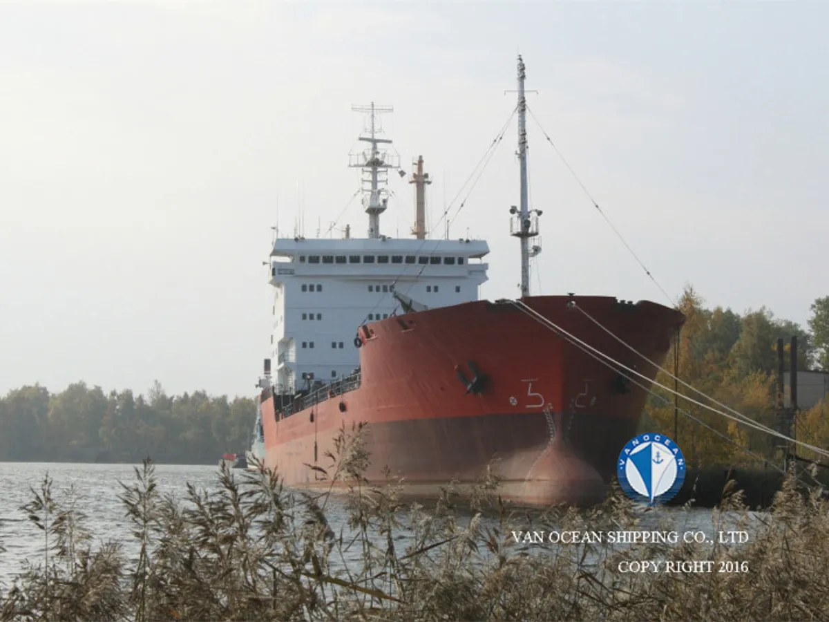 Tankowiec do przewozu ropy/chemikaliów na sprzedaż