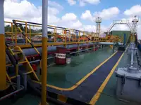 Tankowiec do przewozu ropy/chemikaliów na sprzedaż