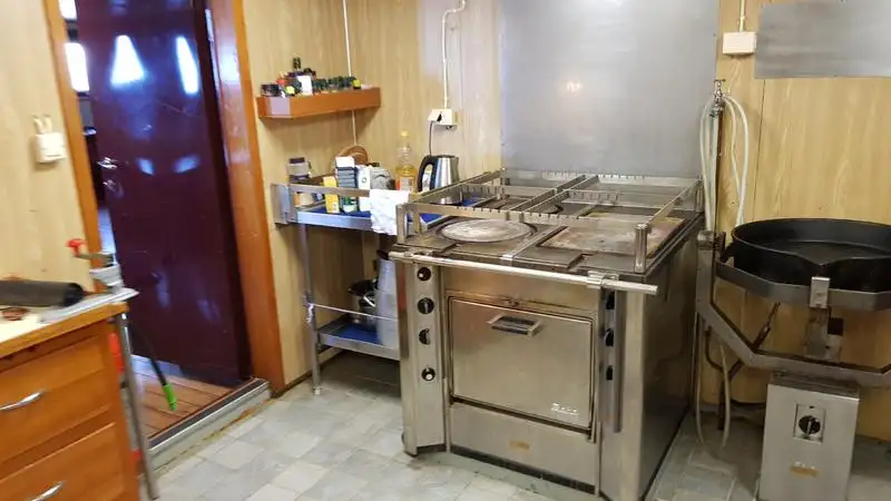 Tankowiec do przewozu ropy/chemikaliów na sprzedaż