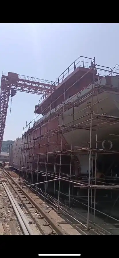 Tankowiec do przewozu ropy/chemikaliów na sprzedaż