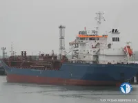 Tankowiec do przewozu ropy/chemikaliów na sprzedaż