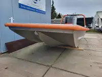 Statki robocze na sprzedaż