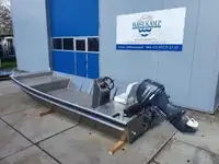 Statki robocze na sprzedaż