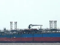 Tankowiec do przewozu ropy/chemikaliów na sprzedaż