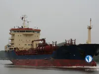 Tankowiec do przewozu ropy/chemikaliów na sprzedaż