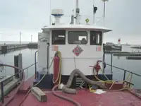 Tankowiec do przewozu ropy/chemikaliów na sprzedaż