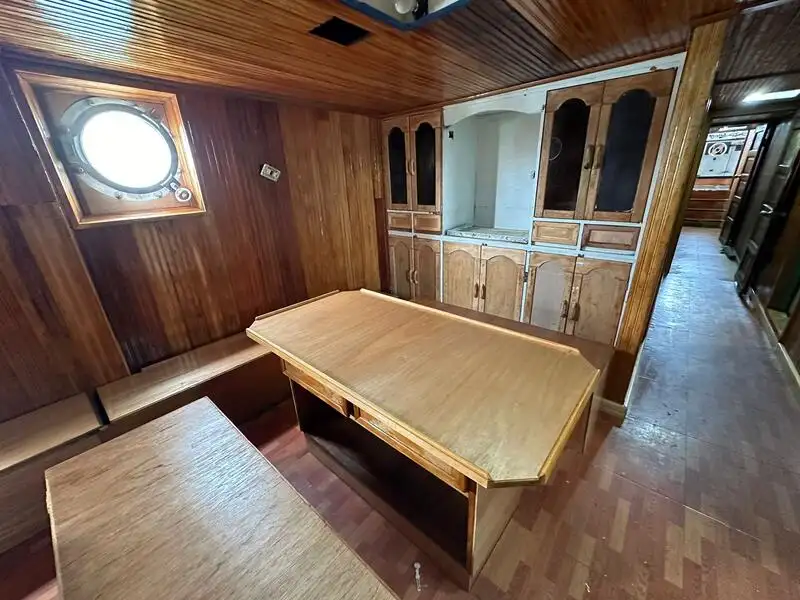 Trawler na sprzedaż